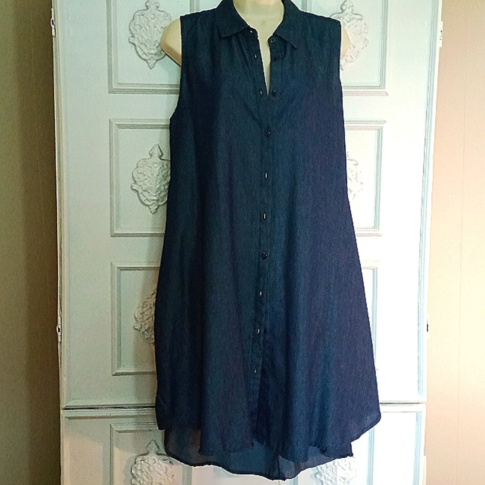 "Mlle Gabrielle" dark lightweight denim sleeveless dress.sz-lg.